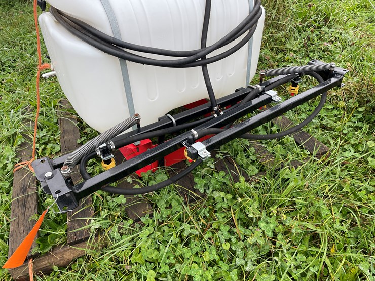 #8121-•-fimco-industries-sprayer-image-16