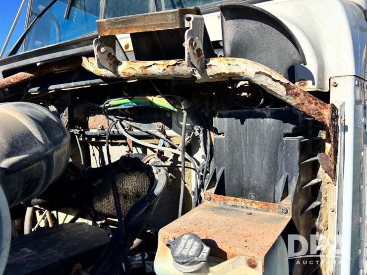 2007-kenworth-t800-image-64