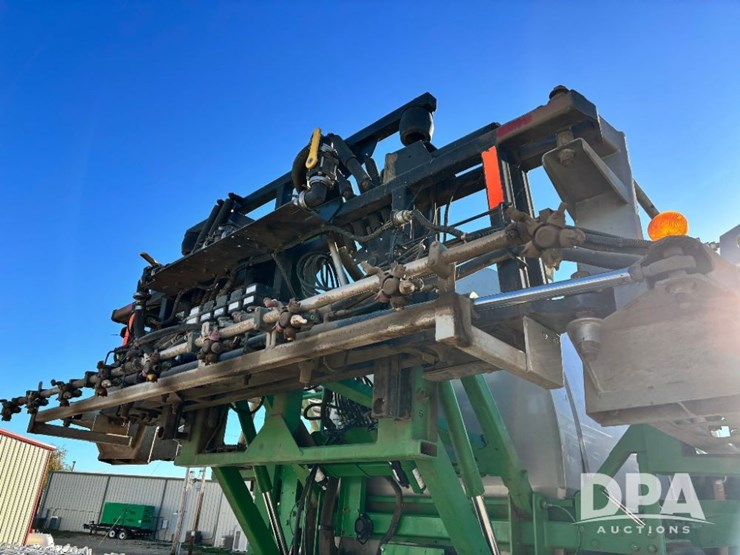 2013-john-deere-4830-image-100