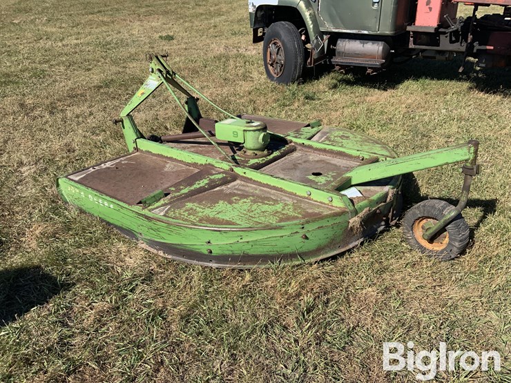 john-deere-7-image-7