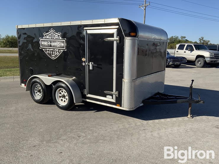 2005-united-expressline-image-3