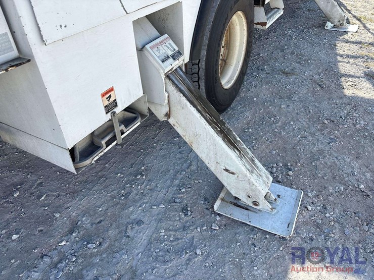 2013-international-workstar-7400-image-35