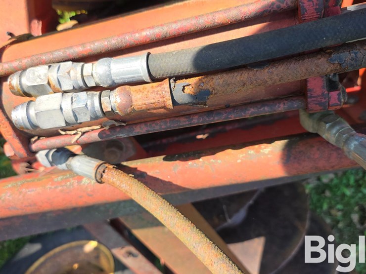 massey-ferguson-52-image-14