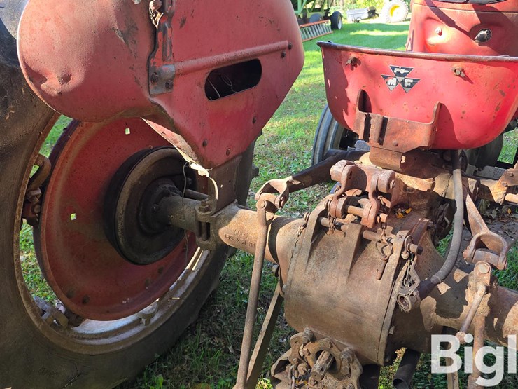 1958-massey-ferguson-50-image-12
