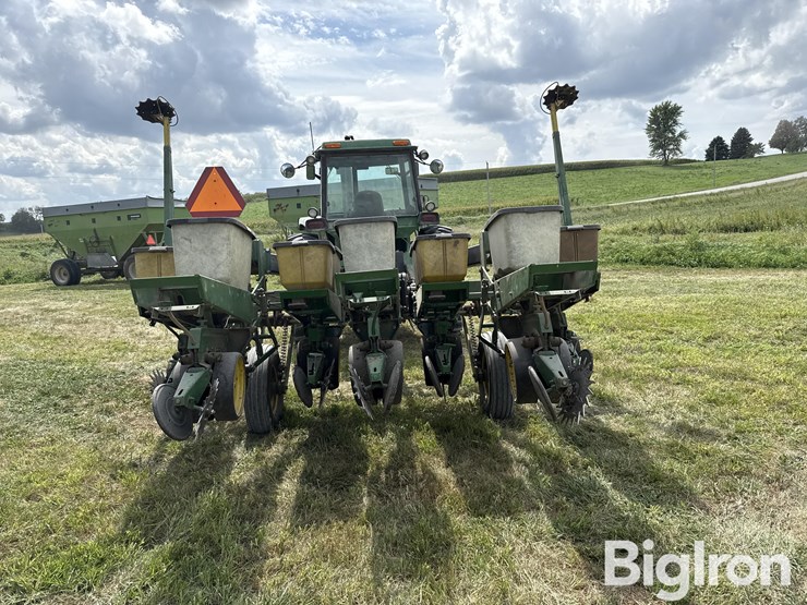 john-deere-7000-image-6