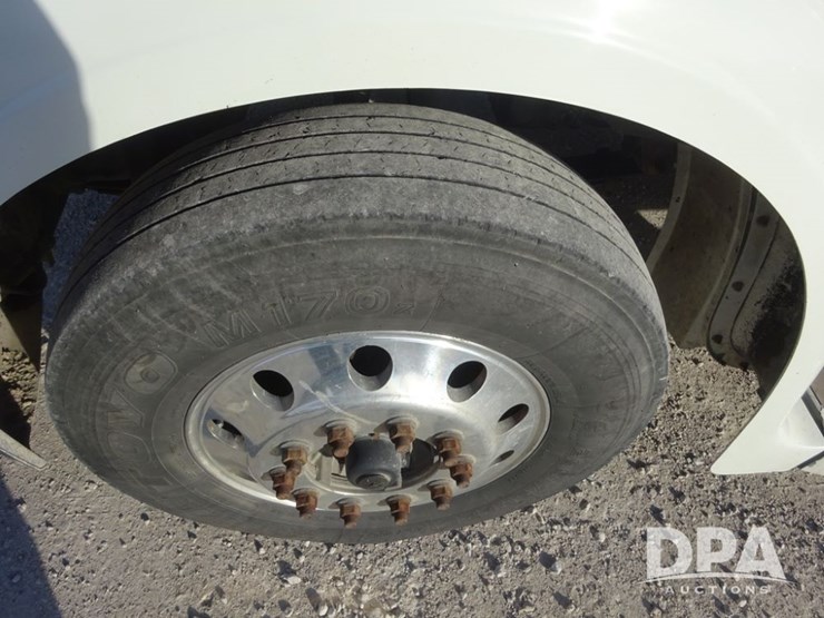 2018-freightliner-coronado-day-cab-glider-truck-(pz13996,-unit-773)-image-37