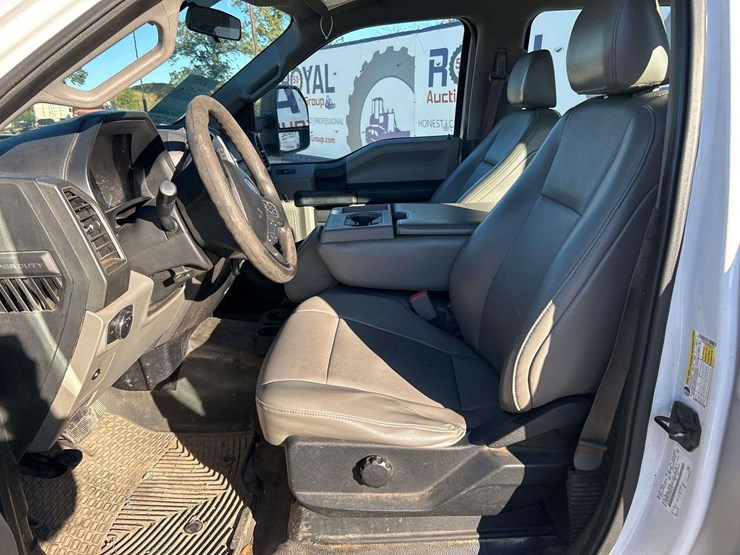 2017-ford-f350-image-10