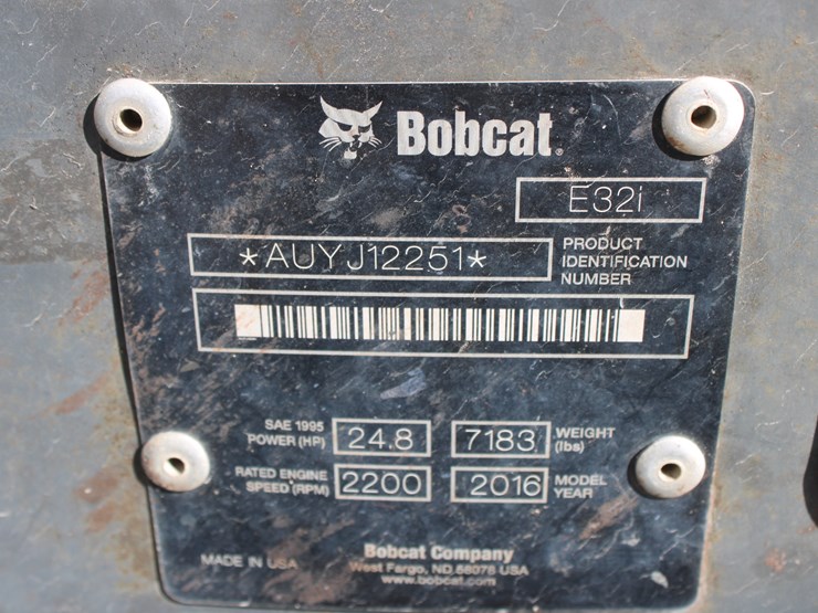 2016-bobcat-e32i-image-61