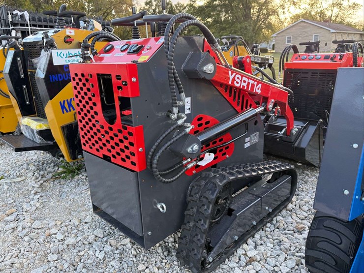 agt-ysrt14-mini-track-loader-image-4