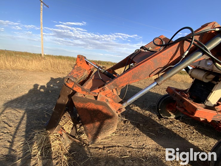 case-1032-2wd-tractor-image-13