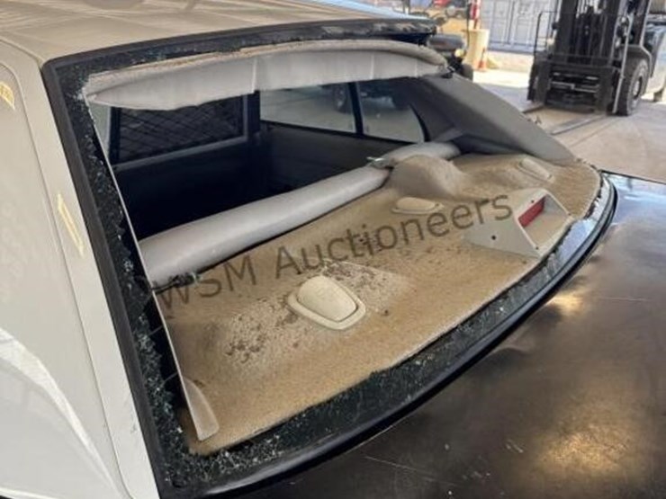 2009-ford-crown-victoria-sdn-image-12