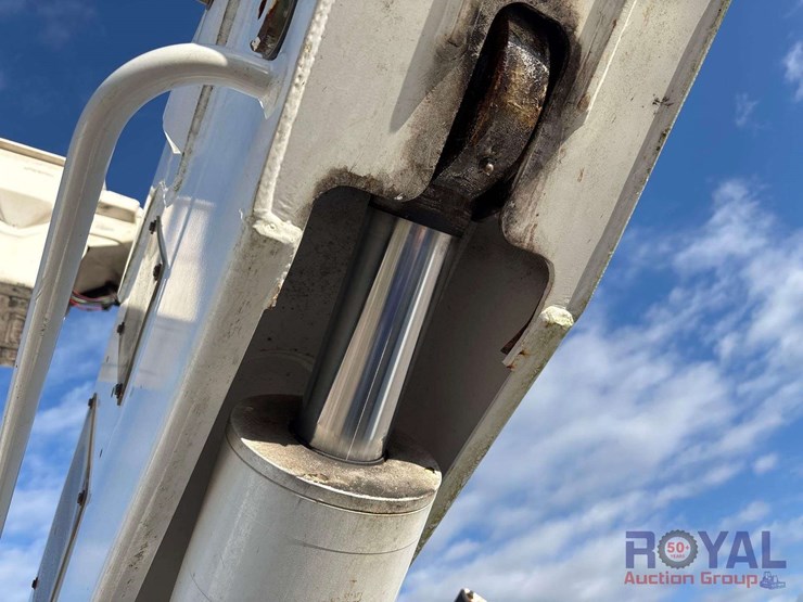 2013-international-workstar-7400-image-13