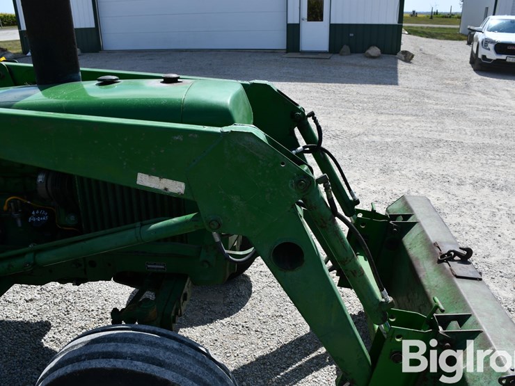 1977-john-deere-2440-image-20