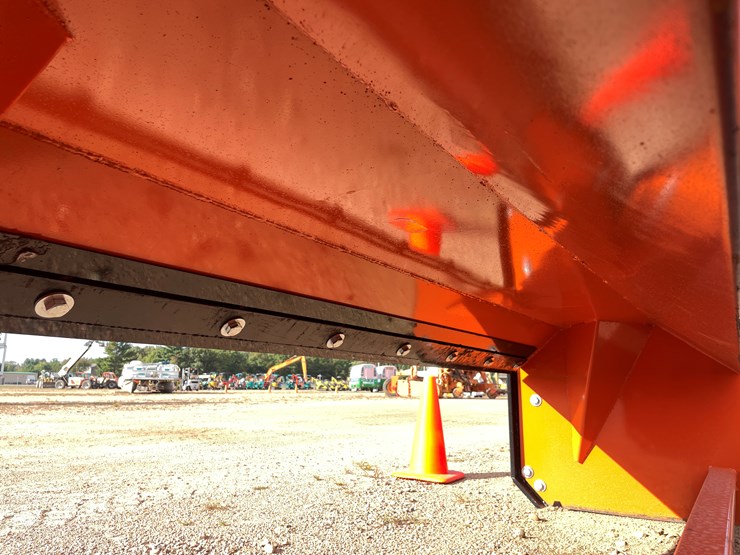 #4077-•-8'-hd-snow-pusher-with-pull-back-attachment-image-11