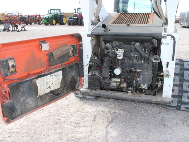 bobcat-t870-image-31