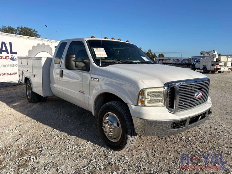 2005-ford-f350-image-2