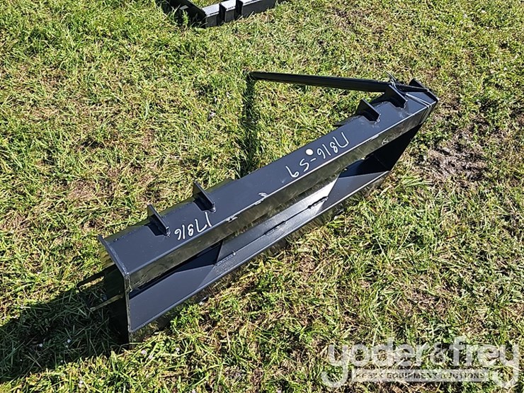 unused-jct-bale-spear-to-suit-skidsteer-image-2