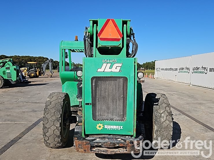 2016-sky-trak-6042-image-15