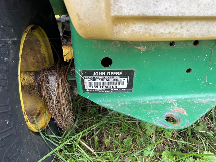 john-deere-lt133-image-10
