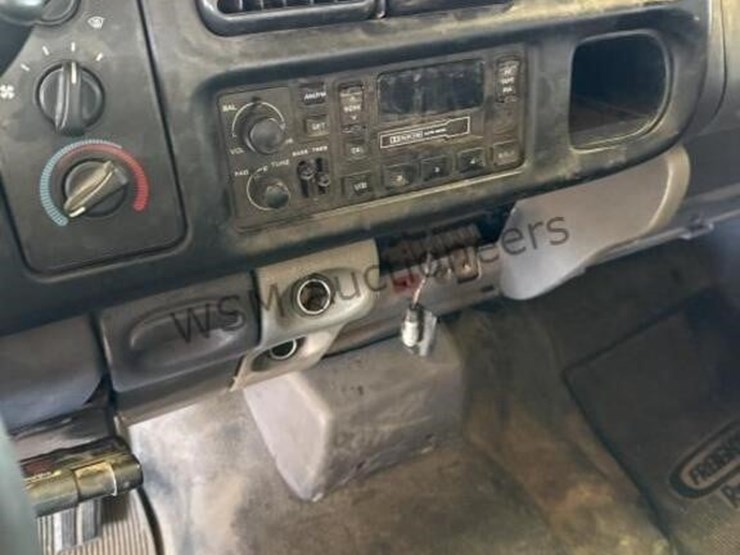 2001-dodge-ram-2500-image-21