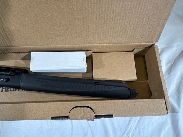 #2025-00039-•-weatherby-sa-08-shotgun-image-41