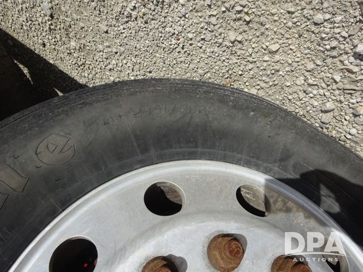 2014-mack-pinnacle-truck-(pz13988,-unit-239)-image-36