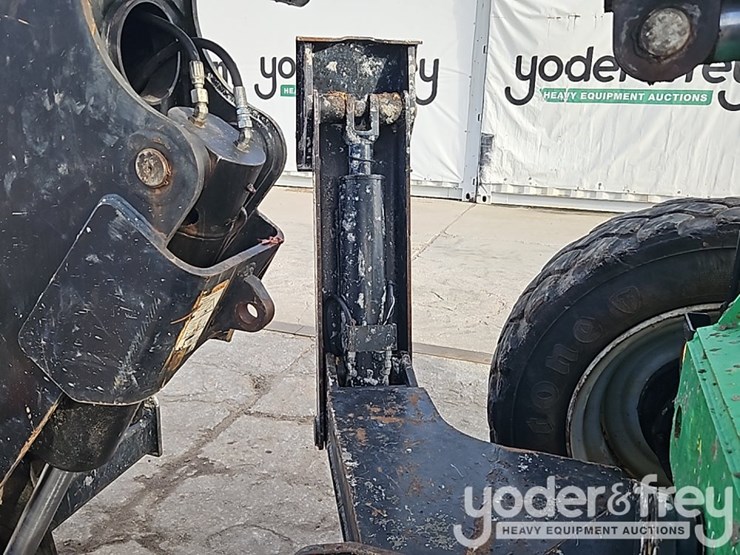 2016-sky-trak-10054-image-16