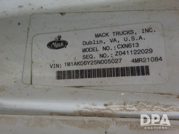2005-mack-vision-truck-(pz13989,-unit-266)-image-119