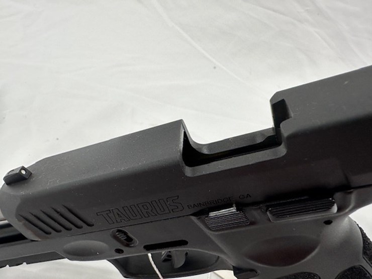 #2025-00061-•-taurus-g3-pistol-image-41