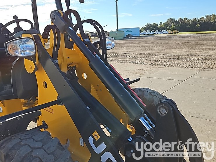2023-jcb-407-image-11