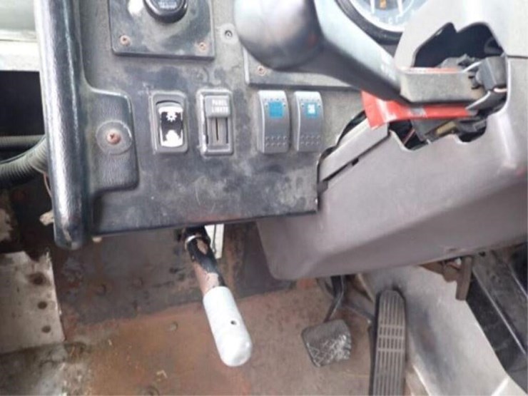 2008-freightliner-mt55-image-20