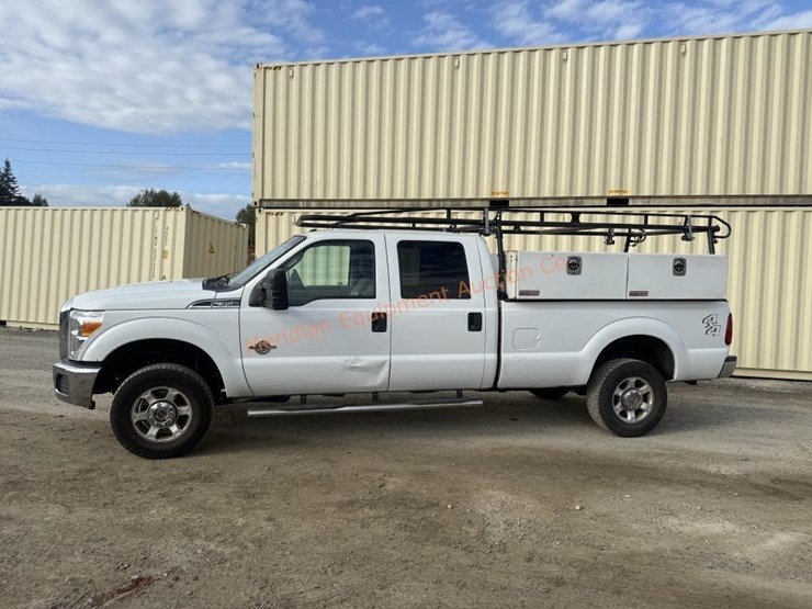 2015-ford-f350-xlt-image-3