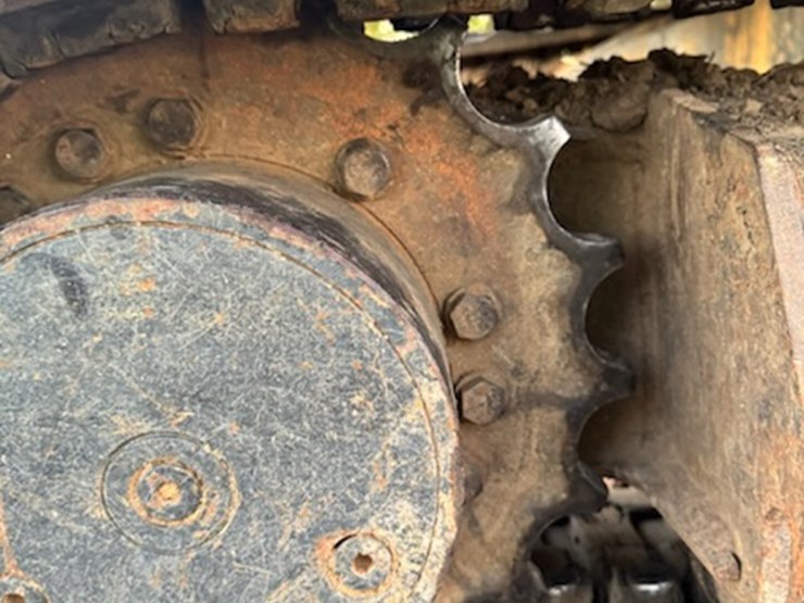 2013-hitachi-zx50u-image-10