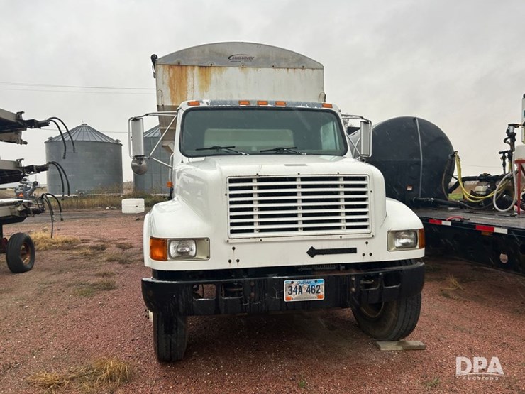1993-international-4700-image-2