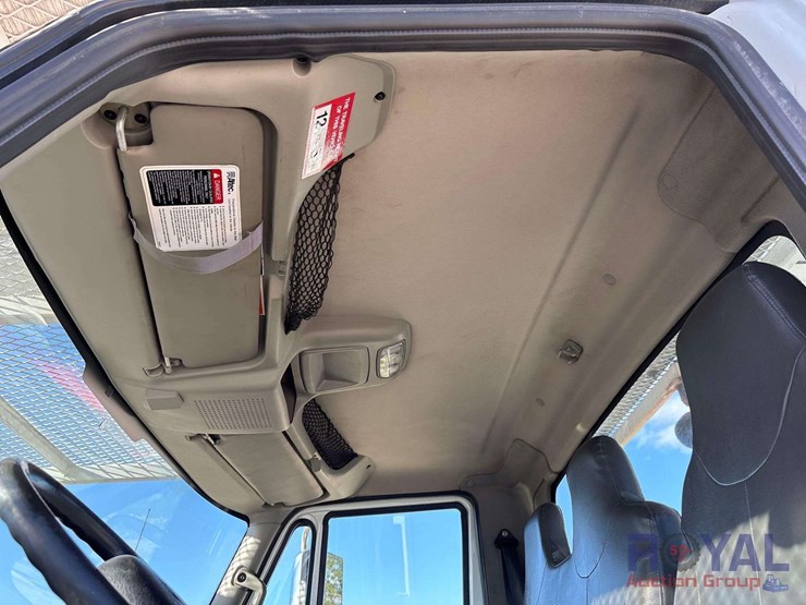 2013-international-workstar-7400-image-61