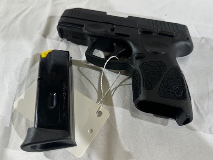 #2025-00068-•-taurus-g3c-pistol-image-42