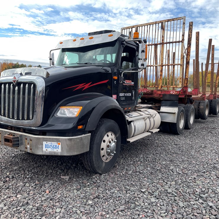 #1002 • 2021 International Semi-Tractor (Has MI Title)