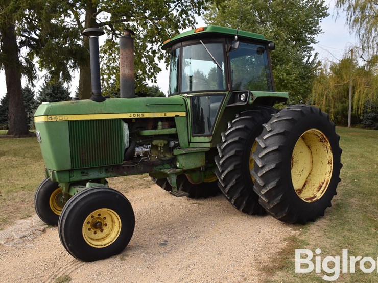 john-deere-4430-image-1