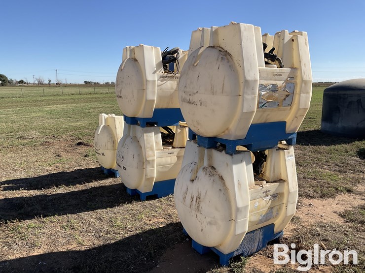 syngenta-454l/120-gallon-liquid-fertilizer-shuttles-w/pump-image-3