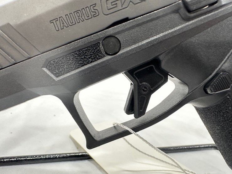 #2025-00065-•-taurus-gx4-pistol-image-16