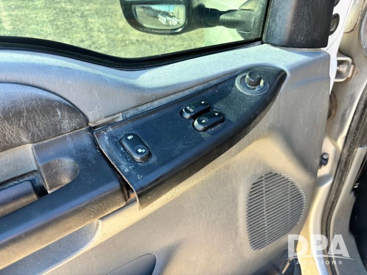 2006-ford-f350-xlt-image-62