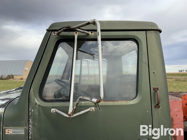 1981-international-f1924-image-20