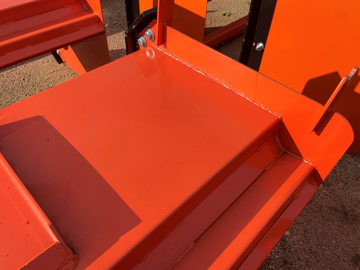 #4070-•-8'-hd-snow-pusher-attachment-image-5