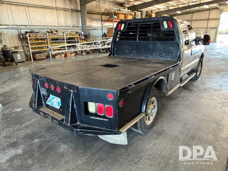 2006-ford-f350-xlt-image-9