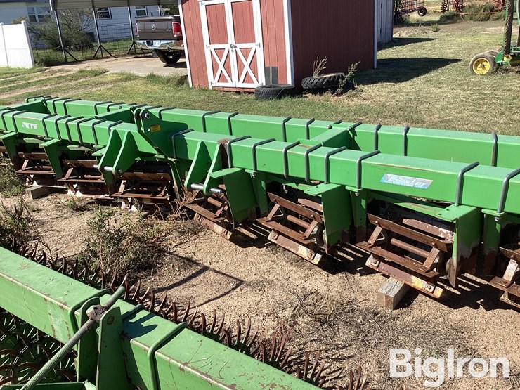 besler-70830-image-2