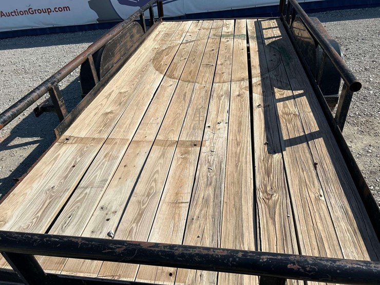 2003-big-tex-10pi-16ft.-t/a-pipe-top-utility-trailer-image-8