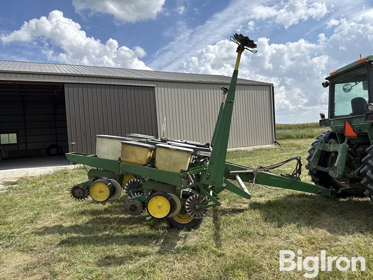 john-deere-7000-image-4