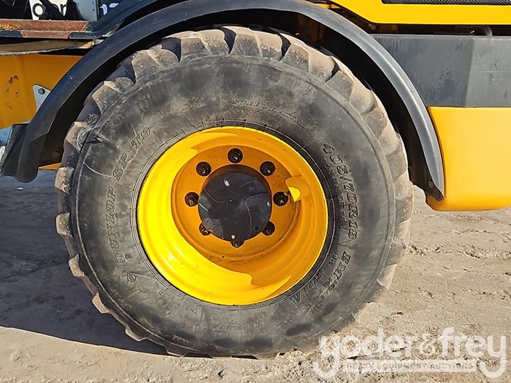 2021-jcb-407-image-11