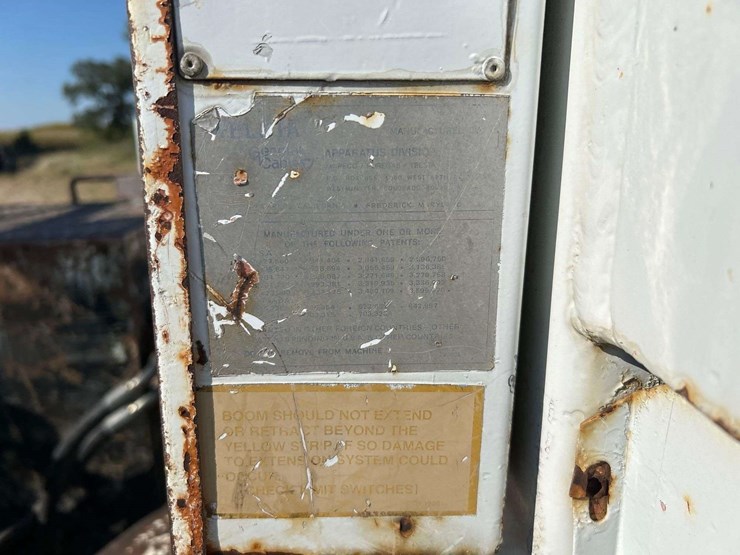 2005-international-durastar-4300-image-33