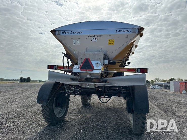 2017-ag-chem-rg1100b-image-13